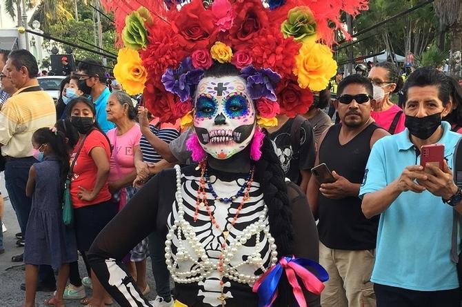 ¡Ahora en Boca del Río! Carnaval de Catrinas 