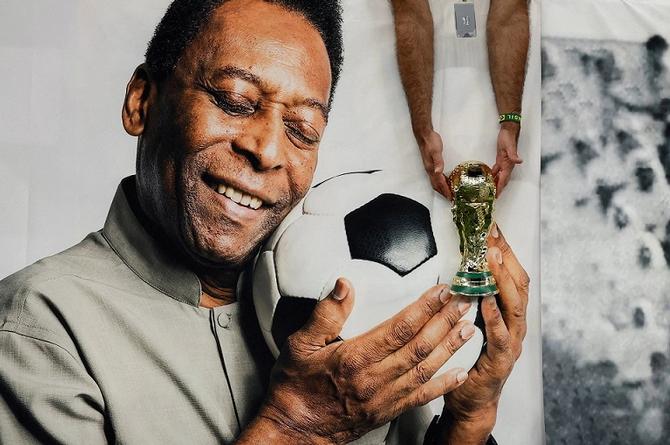 ¡Muere el rey Pelé!