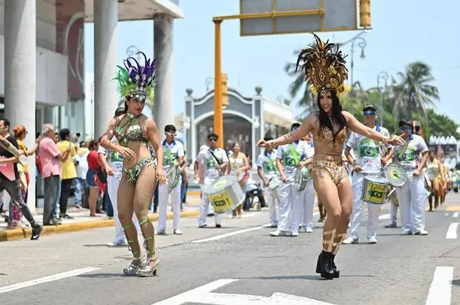 Este domingo, gran papaqui de Carnaval en Veracruz 2024