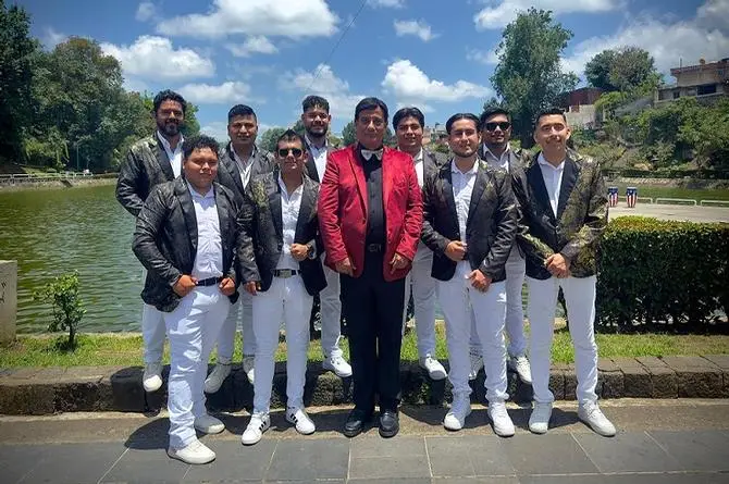 Daniel Villalobos y Su Grupo renueva el clásico tropical 'La Suavecita' (+video)