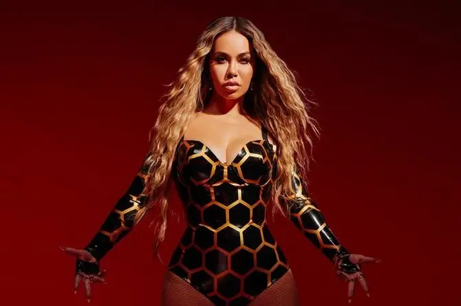 Chiquis estrena el video de su canción 'Que siga pasando' (+video) 