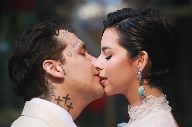 ¿Fue falsa la boda de Christian Nodal y Ángela Aguilar? Esto dice el Registro Civil (+videos)