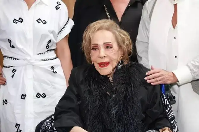 Silvia Pinal paso su fin de semana hospitalizada 