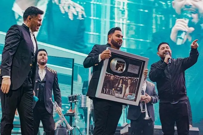 Banda MS abarrota otra vez la Arena CDMX (+fotos)