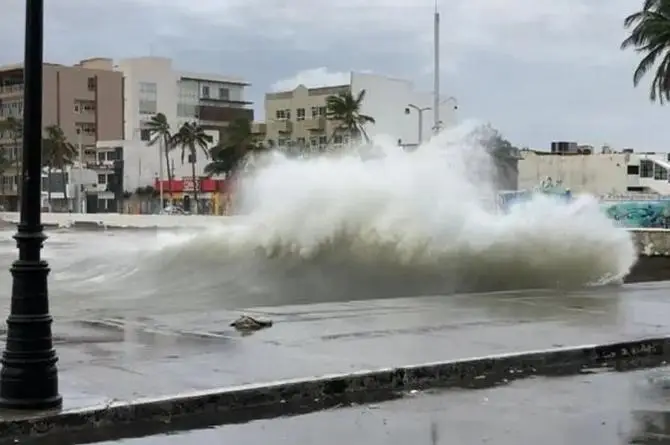 Pa' su mecha viene nortazo para Veracruz de 120 km/hora ¡Volarán pelucas!   