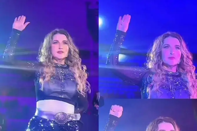  Alicia Villarreal pide auxilio con señas  saliendo de concierto en Michoacán ( Video) 