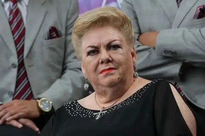 Revelan de qué murió Paquita la del Barrio