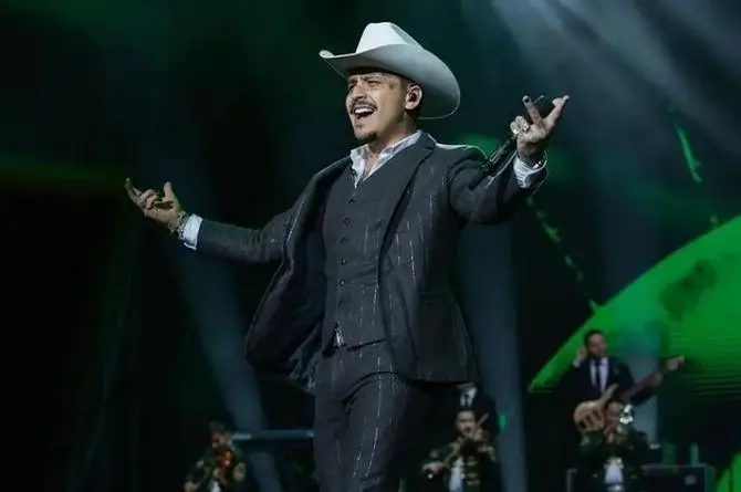 Christian Nodal revela el nombre de su nuevo álbum